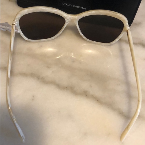 DOLCE & GABBANA SUNGLASSES - Picture 6 of 8